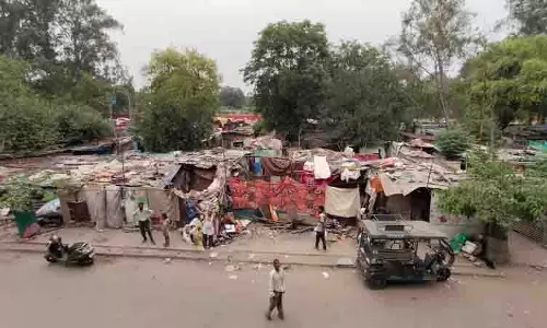Chandigarh: जनता कॉलोनी में 9 मई को तोड़फोड़ की संभावना Chandigarh: जनता कॉलोनी में 9 मई को तोड़फोड़ की संभावना