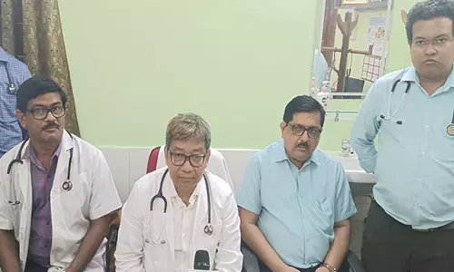 AGMC और GBP अस्पताल के डॉक्टरों ने एडेनोवायरस के निदान के बाद 7 महीने के बच्चे की बचाई जान AGMC और GBP अस्पताल के डॉक्टरों ने एडेनोवायरस के निदान के बाद 7 महीने के बच्चे की बचाई जान