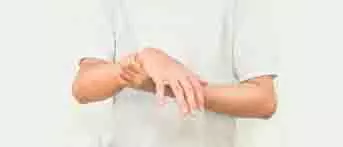 Acharya Balkrishna Health Tips :लकवा से राहत पाने के लिए अपनाएं ये घरेलू उपाय, जल्द दिखेगा असर Acharya Balkrishna Health Tips :लकवा से राहत पाने के लिए अपनाएं ये घरेलू उपाय, जल्द दिखेगा असर