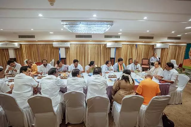 चेन्नई में जेपी नड्डा की अगुवाई में बीजेपी केंद्रीय समिति की बैठक चेन्नई में जेपी नड्डा की अगुवाई में बीजेपी केंद्रीय समिति की बैठक