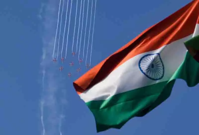 IAF की पट्टी का स्वामित्व रक्षा मंत्रालय को वापस लौटाया गया IAF की पट्टी का स्वामित्व रक्षा मंत्रालय को वापस लौटाया गया
