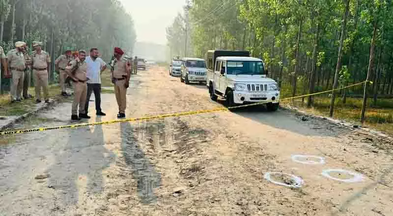 Ludhiana में पुलिस मुठभेड़ में गोपी लाहौरिया गिरोह का सदस्य घायल Ludhiana में पुलिस मुठभेड़ में गोपी लाहौरिया गिरोह का सदस्य घायल