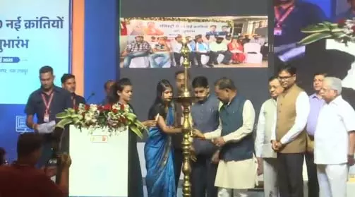 रजिस्ट्री मे 10 नई क्रांतियों का CM साय ने किया शुभारंभ रजिस्ट्री मे 10 नई क्रांतियों का CM साय ने किया शुभारंभ