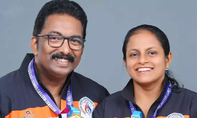 पावरलिफ्टिंग जोड़ी सोलोमन और क्रिस्टी ने राष्ट्रीय स्तर पर स्वर्ण पदक जीता पावरलिफ्टिंग जोड़ी सोलोमन और क्रिस्टी ने राष्ट्रीय स्तर पर स्वर्ण पदक जीता