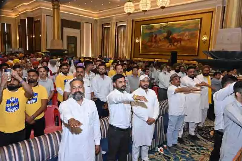 नशे के खिलाफ लड़ाई में वीडीसी सदस्य निभाएंगे सक्रिय भूमिका: Bains नशे के खिलाफ लड़ाई में वीडीसी सदस्य निभाएंगे सक्रिय भूमिका: Bains