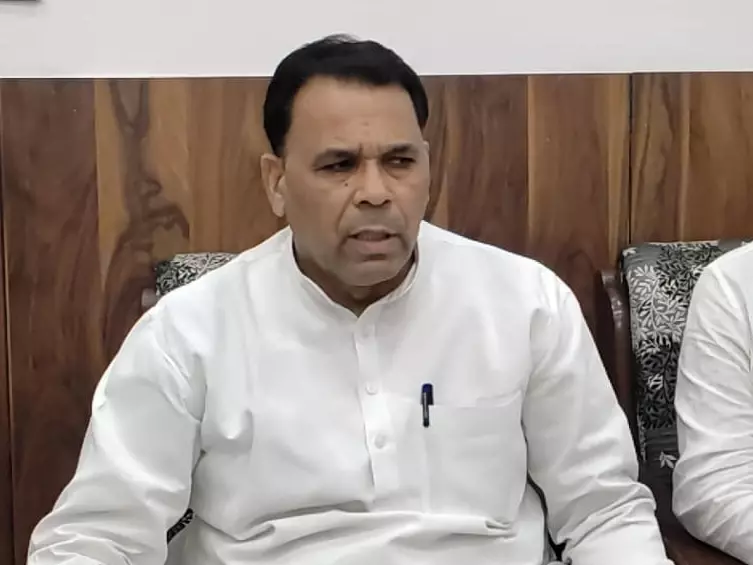 Ghaziabad: नरेंद्र कश्यप ने जाति जनगणना को लेकर विपक्ष पर हमला बोला Ghaziabad: नरेंद्र कश्यप ने जाति जनगणना को लेकर विपक्ष पर हमला बोला