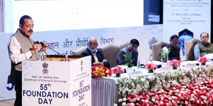 भारत का GERD पिछले दशक में दोगुना होकर 60196 रुपये से 127380 करोड़ रुपये हुआ: Dr Jitendra भारत का GERD पिछले दशक में दोगुना होकर 60196 रुपये से 127380 करोड़ रुपये हुआ: Dr Jitendra