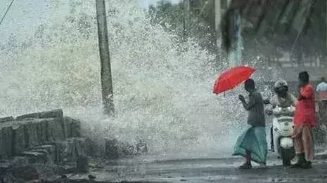 Kerala में भारी बारिश की आशंका, चार जिलों के लिए विशेष चेतावनी Kerala में भारी बारिश की आशंका, चार जिलों के लिए विशेष चेतावनी