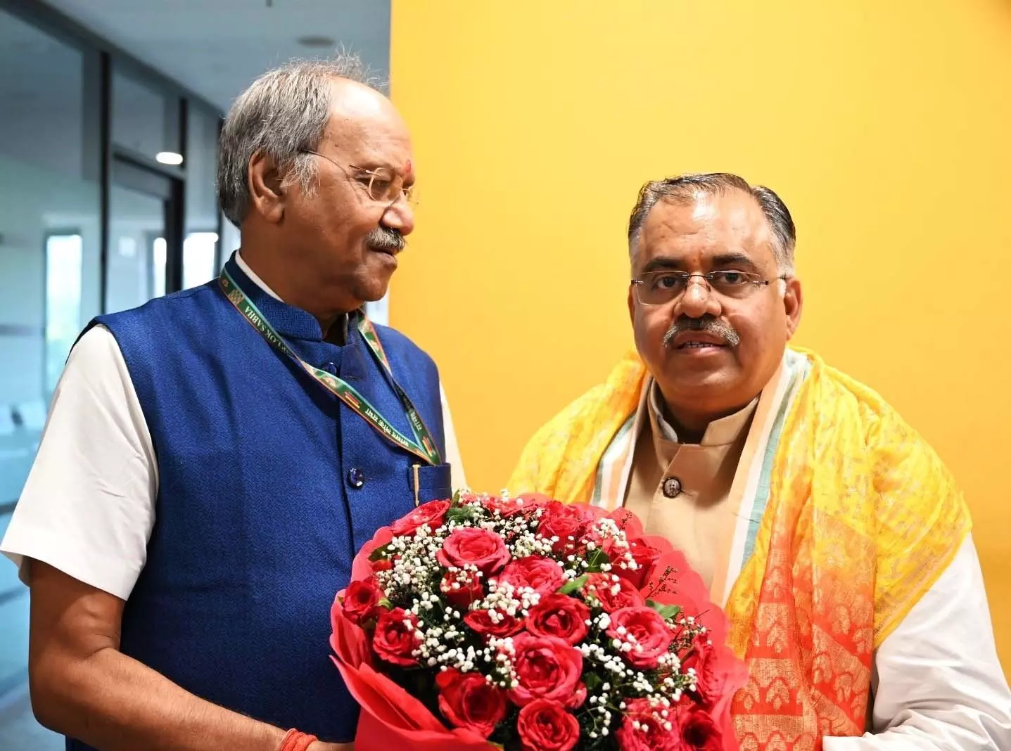 सांसद बृजमोहन अग्रवाल ने भाजपा राष्ट्रीय महासचिव तरुण चुग को जन्मदिन की दी शुभकामनाएं सांसद बृजमोहन अग्रवाल ने भाजपा राष्ट्रीय महासचिव तरुण चुग को जन्मदिन की दी शुभकामनाएं