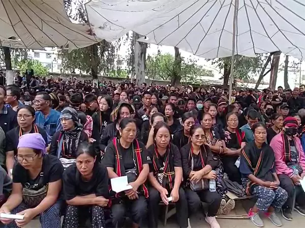 Manipur में जातीय हिंसा की दो साल की सालगिरह पर शांति की अपील Manipur में जातीय हिंसा की दो साल की सालगिरह पर शांति की अपील