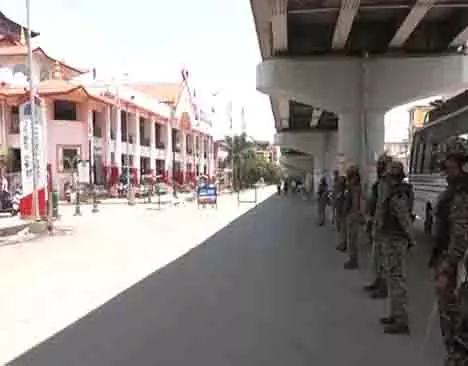 Manipur में अशांति के दो साल पूरे होने पर इंफाल में बाजार बंद Manipur में अशांति के दो साल पूरे होने पर इंफाल में बाजार बंद