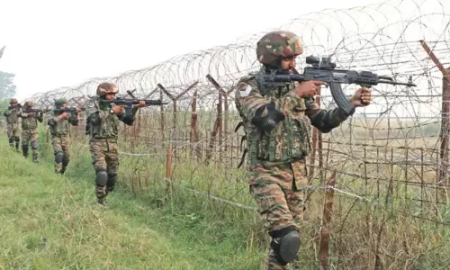 Srinagar नियंत्रण रेखा तनावपूर्ण