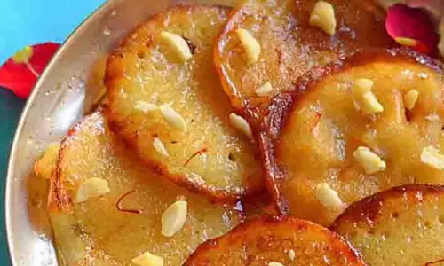 Semolina-milk Malpua: यह एक स्वादिष्ट मिठाई है Semolina-milk Malpua: यह एक स्वादिष्ट मिठाई है