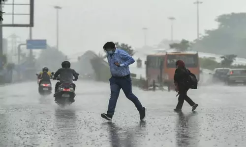 New Delhi: दिल्ली में मई की ऐतिहासिक बारिश, 124 वर्षों में दूसरी सबसे अधिक