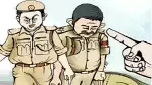 Noida: महिला से अभद्रता पर हेड कांस्टेबल बर्खास्त