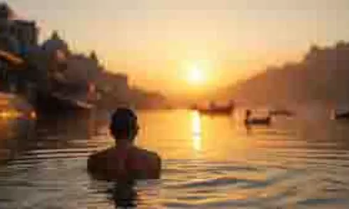 Ganga Saptami 2025: गंगा सप्तमी पर न करें ये गलतियां, वरना नाराज हो जाएंगी मां लक्ष्मी