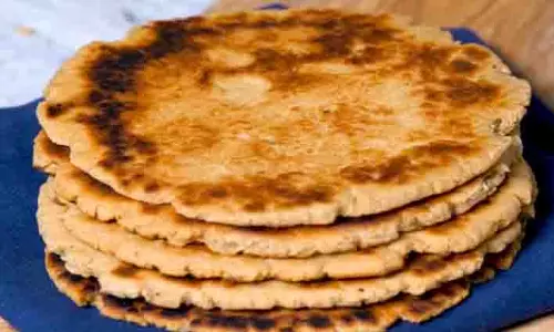 Jaggeryroti: बच्चों से लेकर बुजुर्गों तक सभी के लिए फायदेमंद Jaggeryroti: बच्चों से लेकर बुजुर्गों तक सभी के लिए फायदेमंद