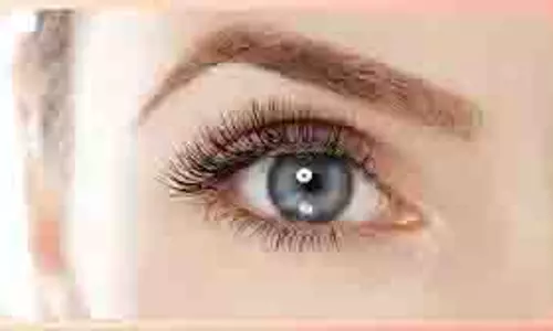 Long Eyelashes: घनी और खूबसूरत पलकों के लिए अपनाएं ये प्राकृतिक तरीके Long Eyelashes: घनी और खूबसूरत पलकों के लिए अपनाएं ये प्राकृतिक तरीके