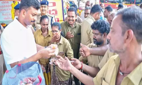 एसपी ने किया वाटर कियोस्क का उद्घाटन एसपी ने किया वाटर कियोस्क का उद्घाटन