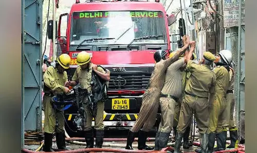 Delhi अग्निशमन सेवाओं में बड़े बदलाव होंगे: केंद्र Delhi अग्निशमन सेवाओं में बड़े बदलाव होंगे: केंद्र