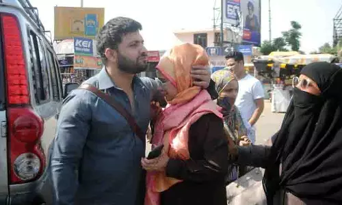 Punjab: सीमाएं बंद, लेकिन उम्मीद की किरण बाकी है Punjab: सीमाएं बंद, लेकिन उम्मीद की किरण बाकी है