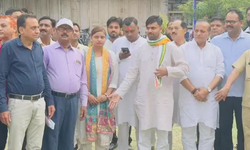 Bareilly: जिला और महानगर कांग्रेस ने जातिगत जनगणना के समर्थन में धन्यवाद यात्रा का आयोजन किया