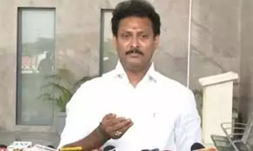 अंबिल महेश ने NEP के तहत कक्षा 5 और 8 के फेल होने पर सीबीएसई की आलोचना की