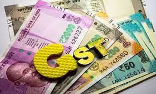 GST इंटेलिजेंस की दो व्यापारियों पर बड़ी कार्रवाई, 16 घंटे से जारी है छापेमारी GST इंटेलिजेंस की दो व्यापारियों पर बड़ी कार्रवाई, 16 घंटे से जारी है छापेमारी