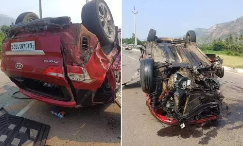 Road accident: तिरुपति जा रहे बेंगलुरु के एक परिवार के दो लोगों की मौत, चार घायल