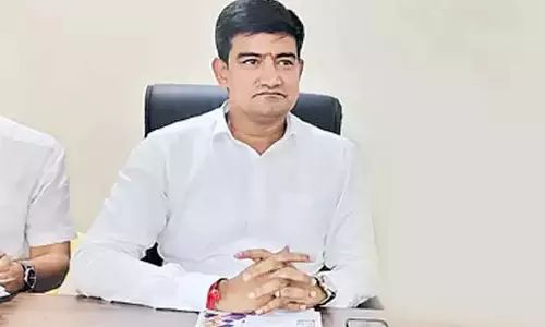 अमरावती के पुनर्निर्माण की शुरुआत एक अच्छी बात है: Kondapalli Srinivas अमरावती के पुनर्निर्माण की शुरुआत एक अच्छी बात है: Kondapalli Srinivas