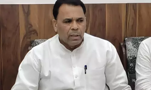 Ghaziabad: नरेंद्र कश्यप ने जाति जनगणना को लेकर विपक्ष पर हमला बोला Ghaziabad: नरेंद्र कश्यप ने जाति जनगणना को लेकर विपक्ष पर हमला बोला
