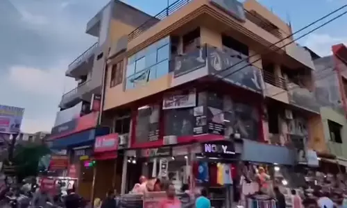 Meerut: शास्त्रीनगर मार्केट ध्वस्तीकरण की उल्टी गिनती शुरू Meerut: शास्त्रीनगर मार्केट ध्वस्तीकरण की उल्टी गिनती शुरू