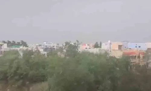 टीचर आया आकाशीय बिजली की चपेट में, मौत
