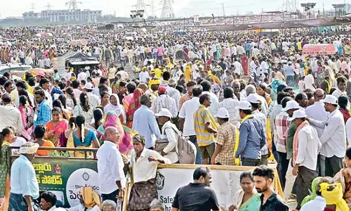 Andhra: अमरावती में सार्वजनिक मेला Andhra: अमरावती में सार्वजनिक मेला