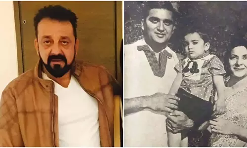Nargis Dutt की पुण्यतिथि पर संजय दत्त ने मां को याद किया, शेयर की पारिवारिक तस्वीरें... Nargis Dutt की पुण्यतिथि पर संजय दत्त ने मां को याद किया, शेयर की पारिवारिक तस्वीरें...