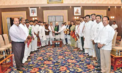 केंद्र तेलंगाना मॉडल का अनुसरण कर रहा