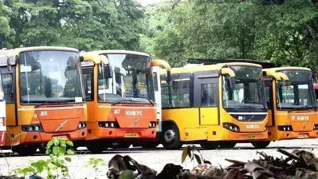 Kochi: एसी सुपरफास्ट बस में खराब सुविधाएं, यात्री परेशान Kochi: एसी सुपरफास्ट बस में खराब सुविधाएं, यात्री परेशान