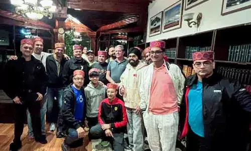 Himachal में लग्जरी पर्यटन की धूम, मनाली में दौड़ीं 19 सुपरकारें