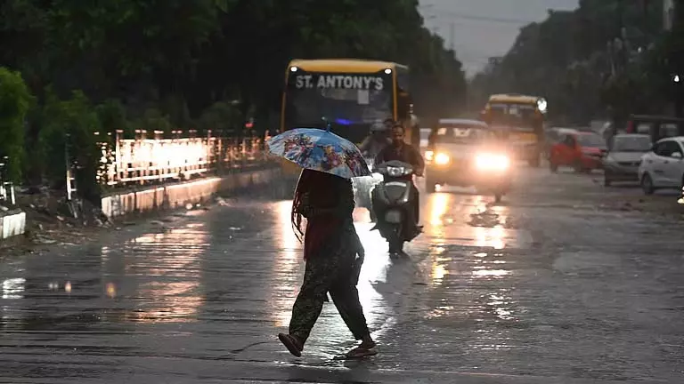 Delhi: 6 मई तक जारी रहेगी आंधी-तूफान और तेज हवाएं: IMD Delhi: 6 मई तक जारी रहेगी आंधी-तूफान और तेज हवाएं: IMD