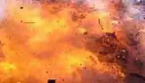 Patna Blast: बम धमाके से दहल उठा शहर का ये इलाका, जांच में जुटी पुलिस Patna Blast: बम धमाके से दहल उठा शहर का ये इलाका, जांच में जुटी पुलिस