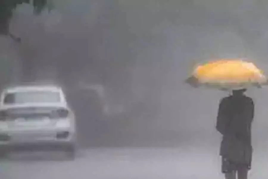 AP में बारिश ने तबाही मचाई, तीन दिन तक जारी रहेगी AP में बारिश ने तबाही मचाई, तीन दिन तक जारी रहेगी