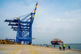 Vizhinjam बंदरगाह कौन भुगतान कर रहा है और कौन कमा रहा है Vizhinjam बंदरगाह कौन भुगतान कर रहा है और कौन कमा रहा है