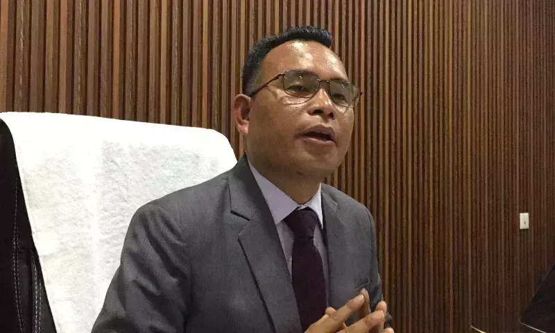 Meghalaya : मंत्री रक्कम ए संगमा ने बांग्लादेश सीमा पर घुसपैठ और स्लीपर सेल की चेतावनी दी Meghalaya : मंत्री रक्कम ए संगमा ने बांग्लादेश सीमा पर घुसपैठ और स्लीपर सेल की चेतावनी दी