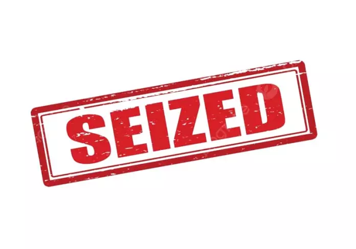 Jammu: सांबा पुलिस ने अवैध खनन के आरोप में 5 वाहन जब्त किए Jammu: सांबा पुलिस ने अवैध खनन के आरोप में 5 वाहन जब्त किए