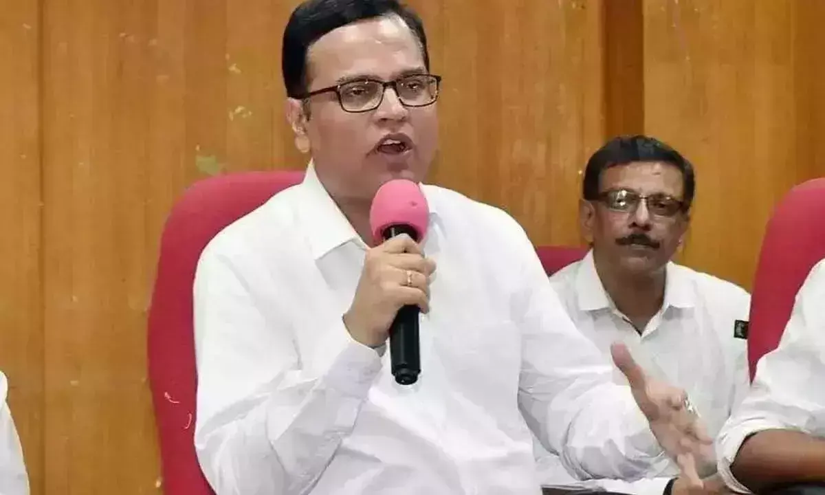 Telangana: सीएस ने सौंदर्य प्रतियोगिता की तैयारियों की समीक्षा की Telangana: सीएस ने सौंदर्य प्रतियोगिता की तैयारियों की समीक्षा की