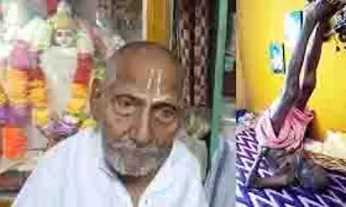 Varanasi: योग गुरु पद्मश्री शिवानंद बाबा का निधन, 128 साल की उम्र में ली अंतिम सांस Varanasi: योग गुरु पद्मश्री शिवानंद बाबा का निधन, 128 साल की उम्र में ली अंतिम सांस