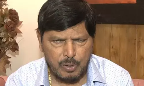 अभी एकता दिखाने की जरूरत, सर्जिकल स्ट्राइक को लेकर चन्नी के बयान पर बोले रामदास आठवले अभी एकता दिखाने की जरूरत, सर्जिकल स्ट्राइक को लेकर चन्नी के बयान पर बोले रामदास आठवले
