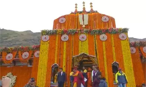 Badrinath Dham: कपाट खुले, पुजारियों ने की श्री हरि की पूजा