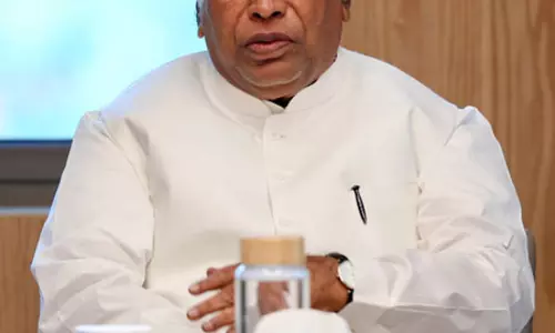 जाति जनगणना को लेकर खड़गे ने कहा, समाज के सभी वर्ग के सही आंकड़े सामने आने चाहिए