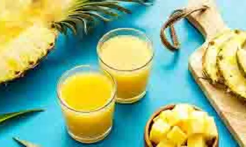 pineapple juice: गर्मियों में अनानास का जूस पीने से ये स्वास्थ्य समस्याएं रहेंगी दूर pineapple juice: गर्मियों में अनानास का जूस पीने से ये स्वास्थ्य समस्याएं रहेंगी दूर